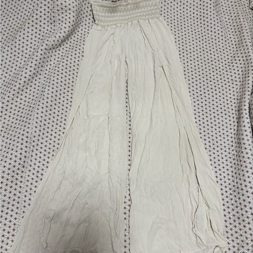 Flare Off white pants